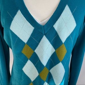 New York & Company Teal/ Blue & Gold Diamond V neck Size L